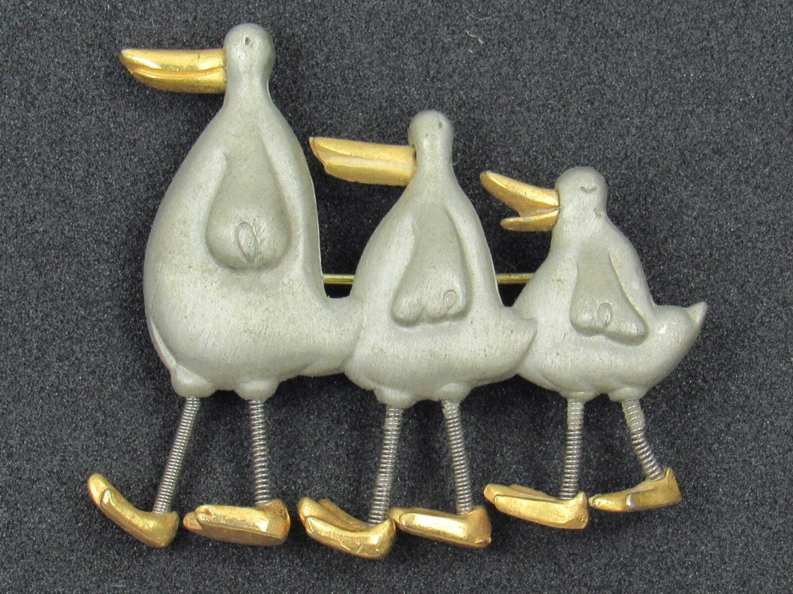 Hallmark Brooch Duck Family Pewter with Spring Coil Legs Trio Three Ducks Pin