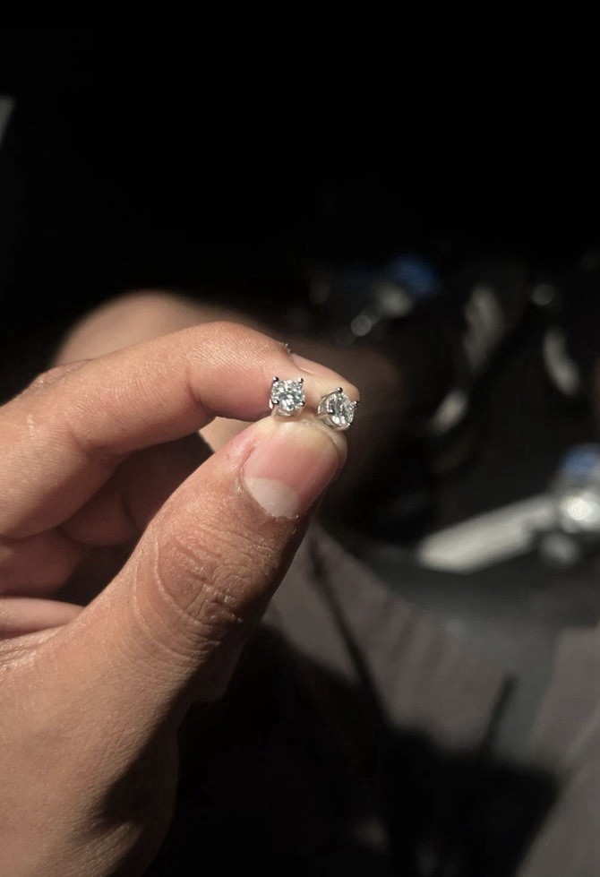 0.5 carat Brilliant Cut Moissanite Stud earrings with gra report certification