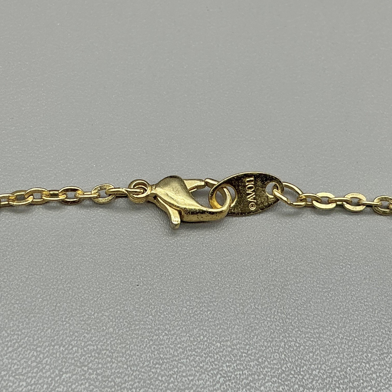 Avon Necklace Gold Tone Rhinestone Crystal Flower Bib Statement 18 Inch Jewelry