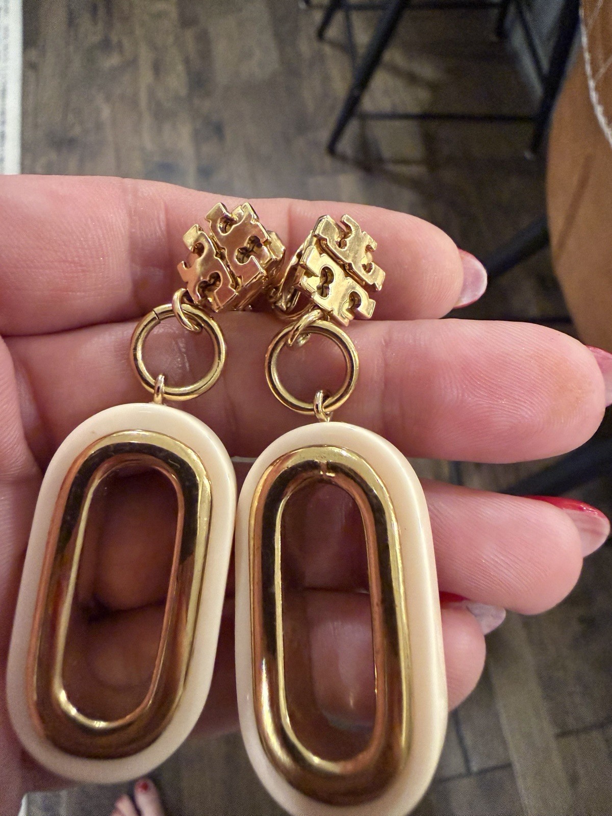 Retired Tory Burch Double T Clip-On Drop Earrings Gold Tone Ivory Enamel Resin