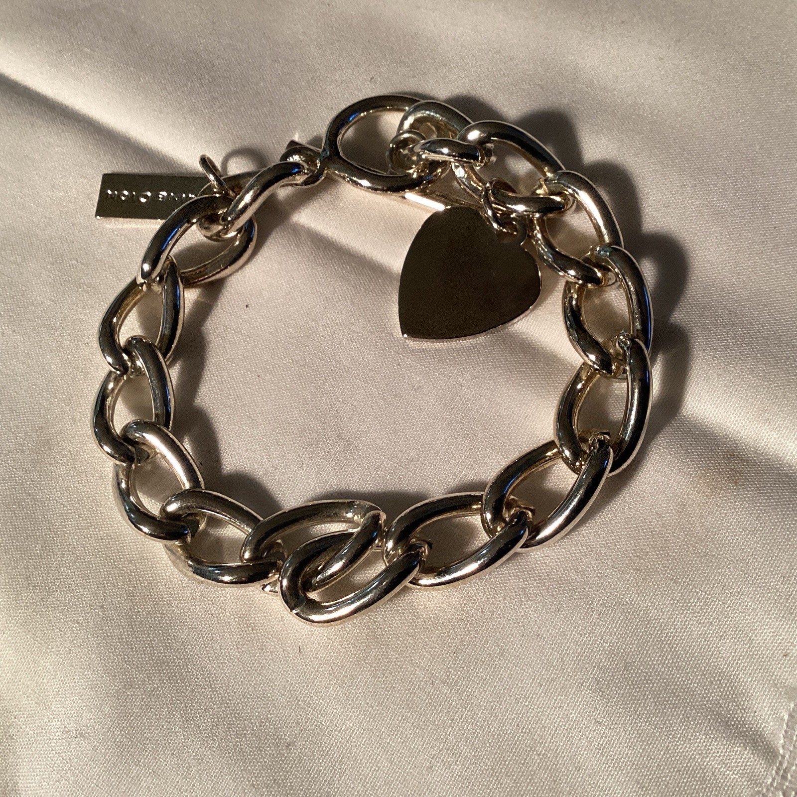 Celine Dion Gold Tone Heart Charm Bracelet 7″ Toggle Clasp