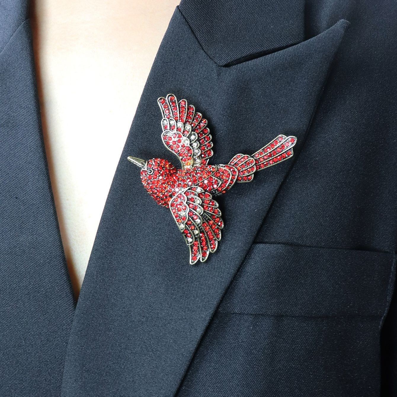 New Rhinestone Brooch Lapel Pin Flower Clothing Accessory