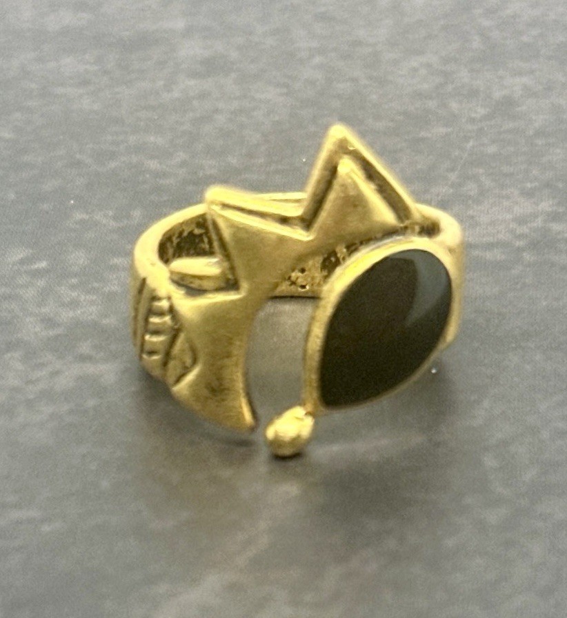 Matte Gold Tone Geometric Etched Design Black Enamel Size 7 Statement Ring