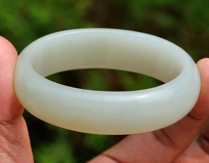 58mm * 47mm Hetian White Nephrite Jade Oval Bangle Bracelet w/ Certificate
