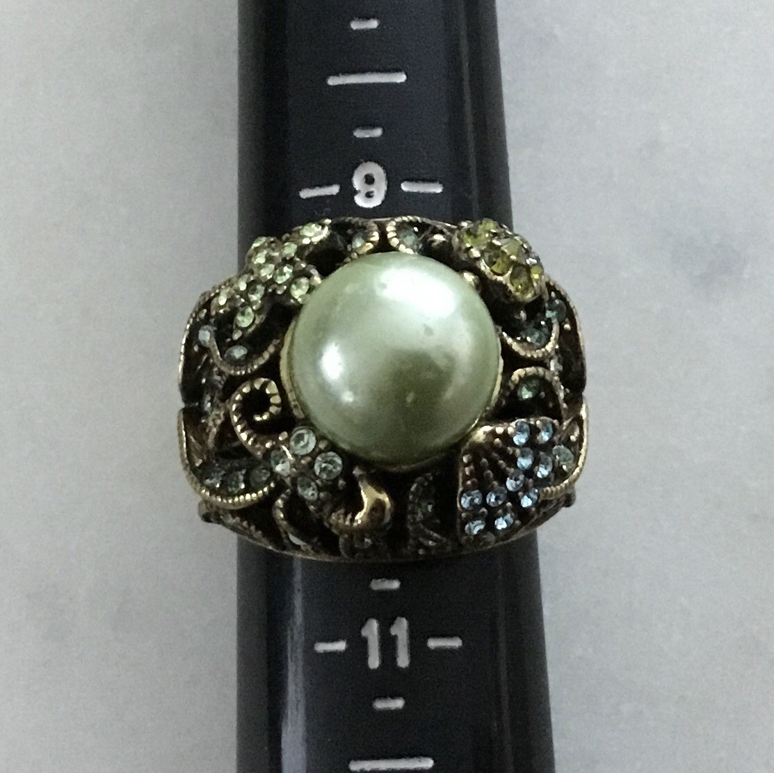 Heidi Daus Multicolor Blue Green Faux Pearl Ring Size 10