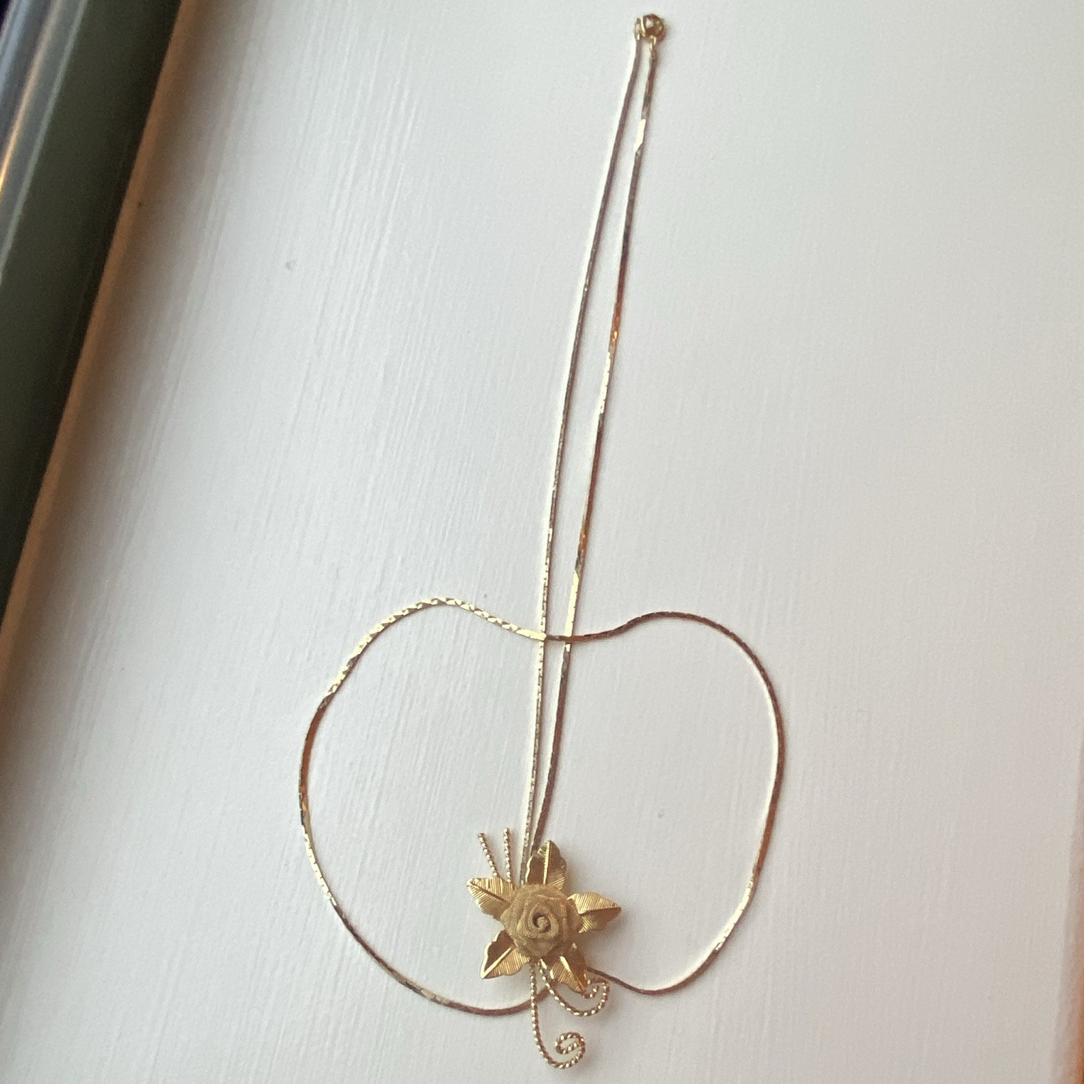 Gold Tone Snake Chain Necklace, Flower Charm Pendant, No Stone