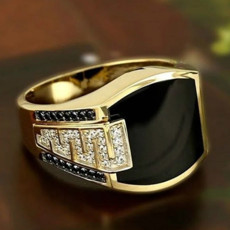 Classic Men’s Ring Fashion Metal Gold Color Punk Rings for Men Engagement