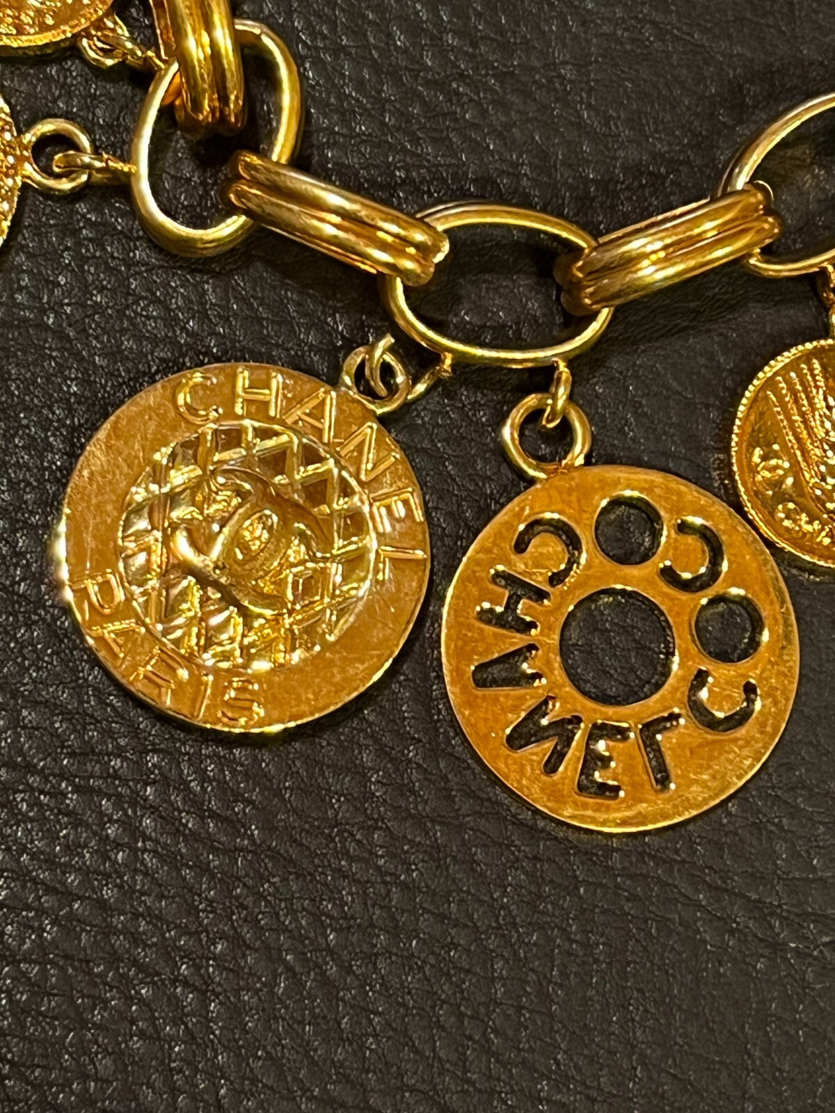 CHANEL Bracelet Bangle AUTH Coco Mark chain Logo Vintage Rare GOLD Icon 93A F/S