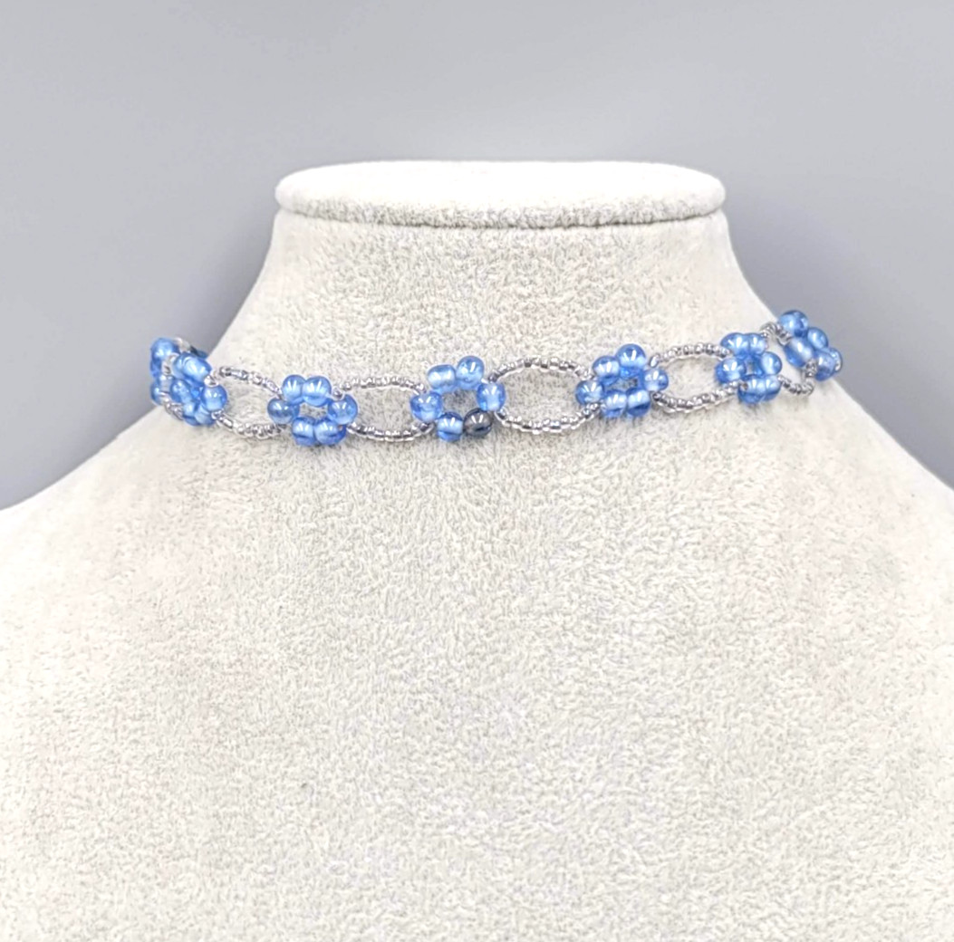 Blue Glass Bead Choker Necklace Silver tone 12″-15″