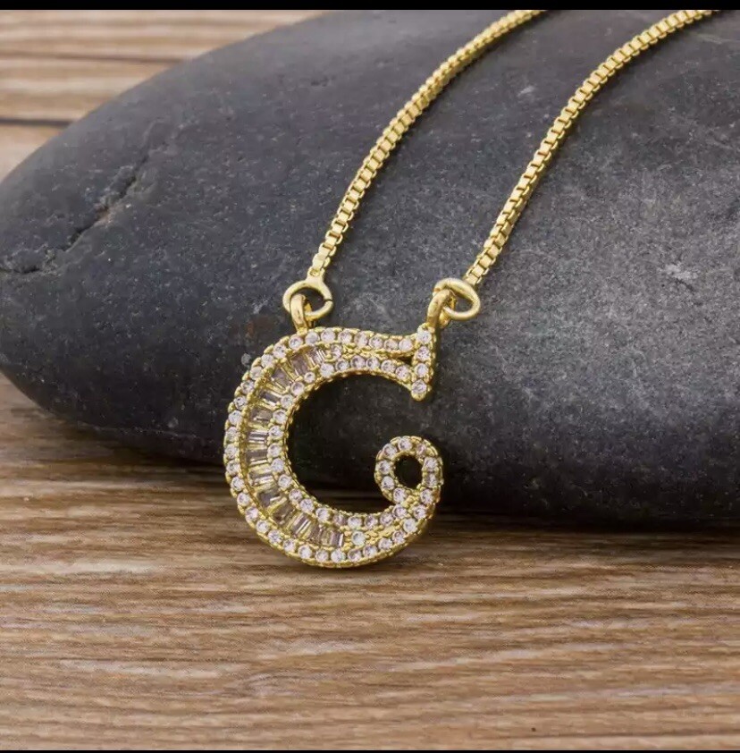 Initial Gold-Plated Necklace *1PIECE*