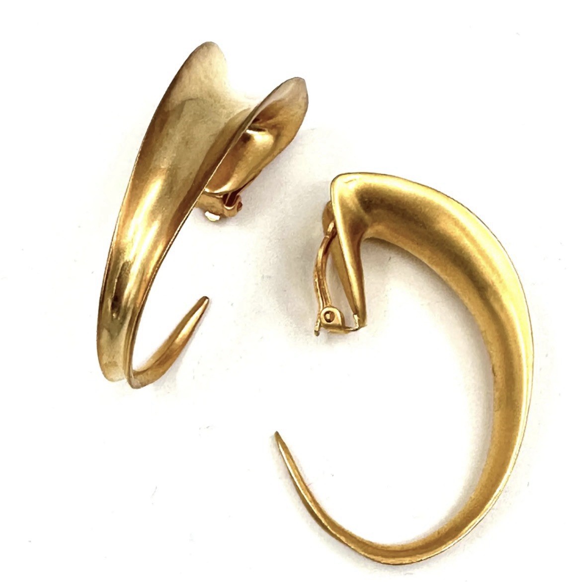 Vintage Robert Lee Morris For Donna Karan Gold-Tone Hoop Clip-On Earrings