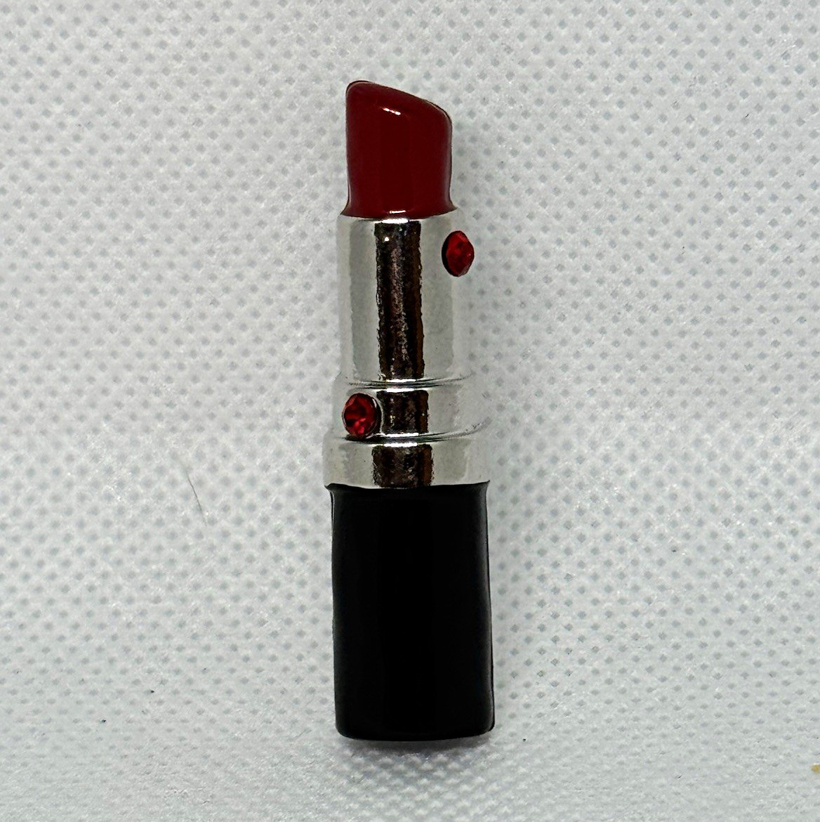Lipstick Shape Beauty Brooch Pin Silver Tone Black Red Metal No Stone