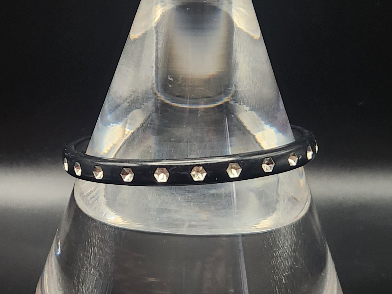 Black Silver Tone Studded Bangle Bracelet Geometric Rivet Design 6.5″ Vintage