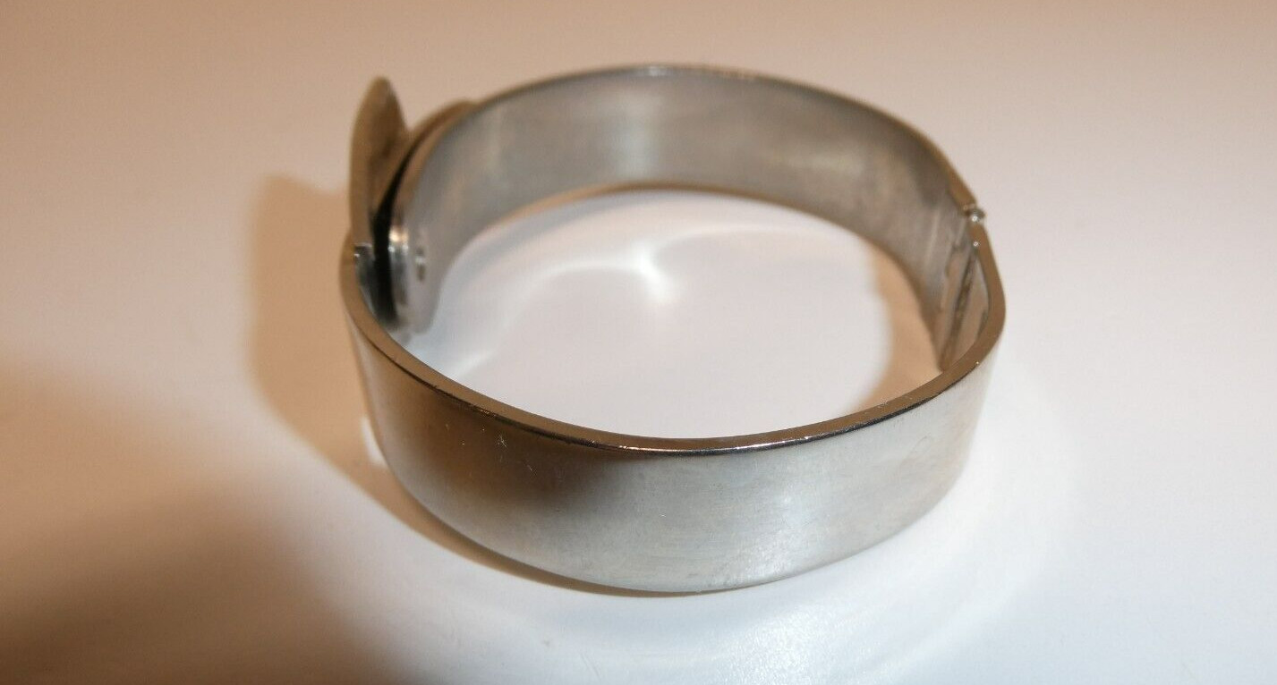 VTG Belt Buckle Smaller Size Bracelet Silver Chrome Tone 2 3/8″ x 1 3/4″ Wrist