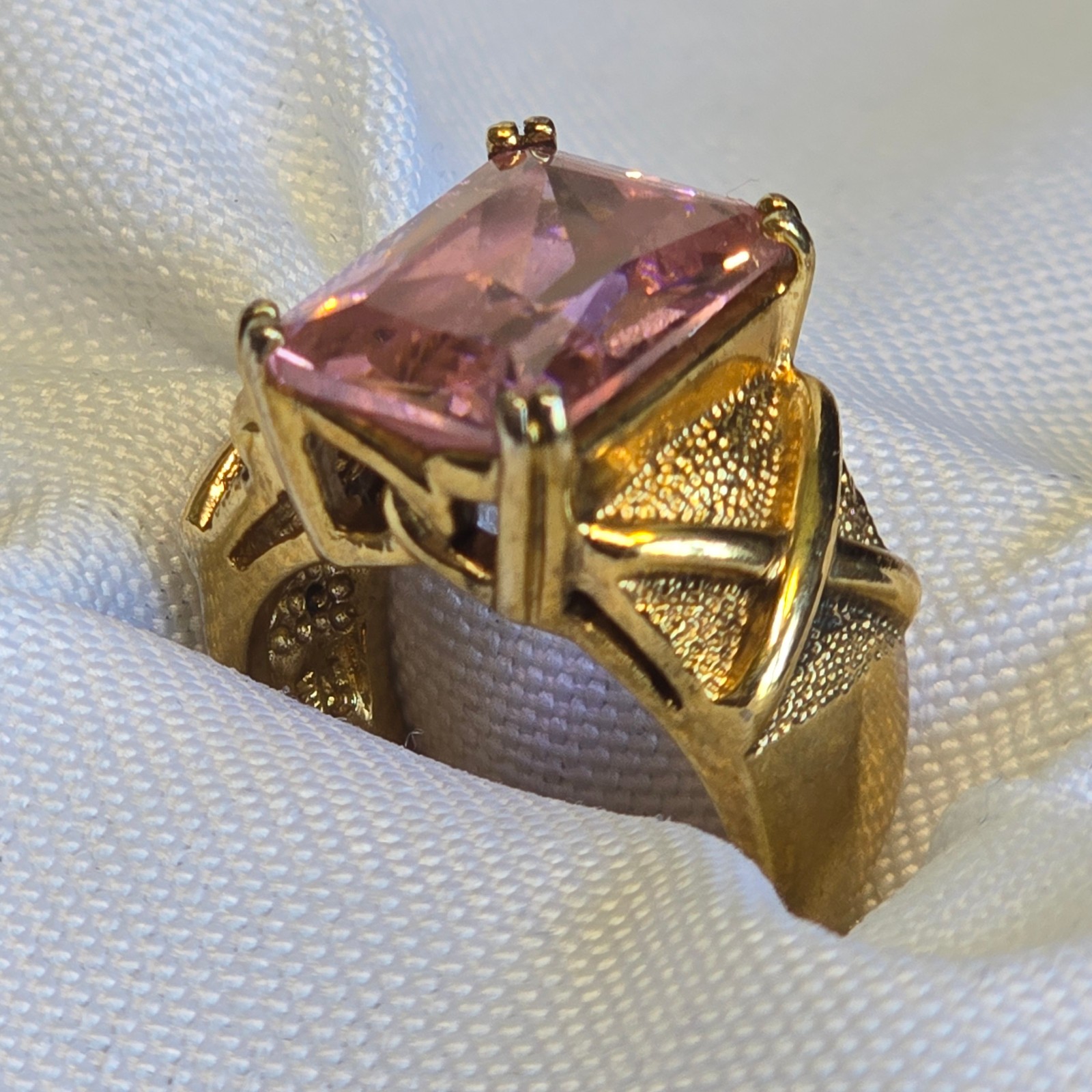 Sterling Silver Ring 9.8g Fine Jewelry Size 6.5 Band Pink Stone *READ*