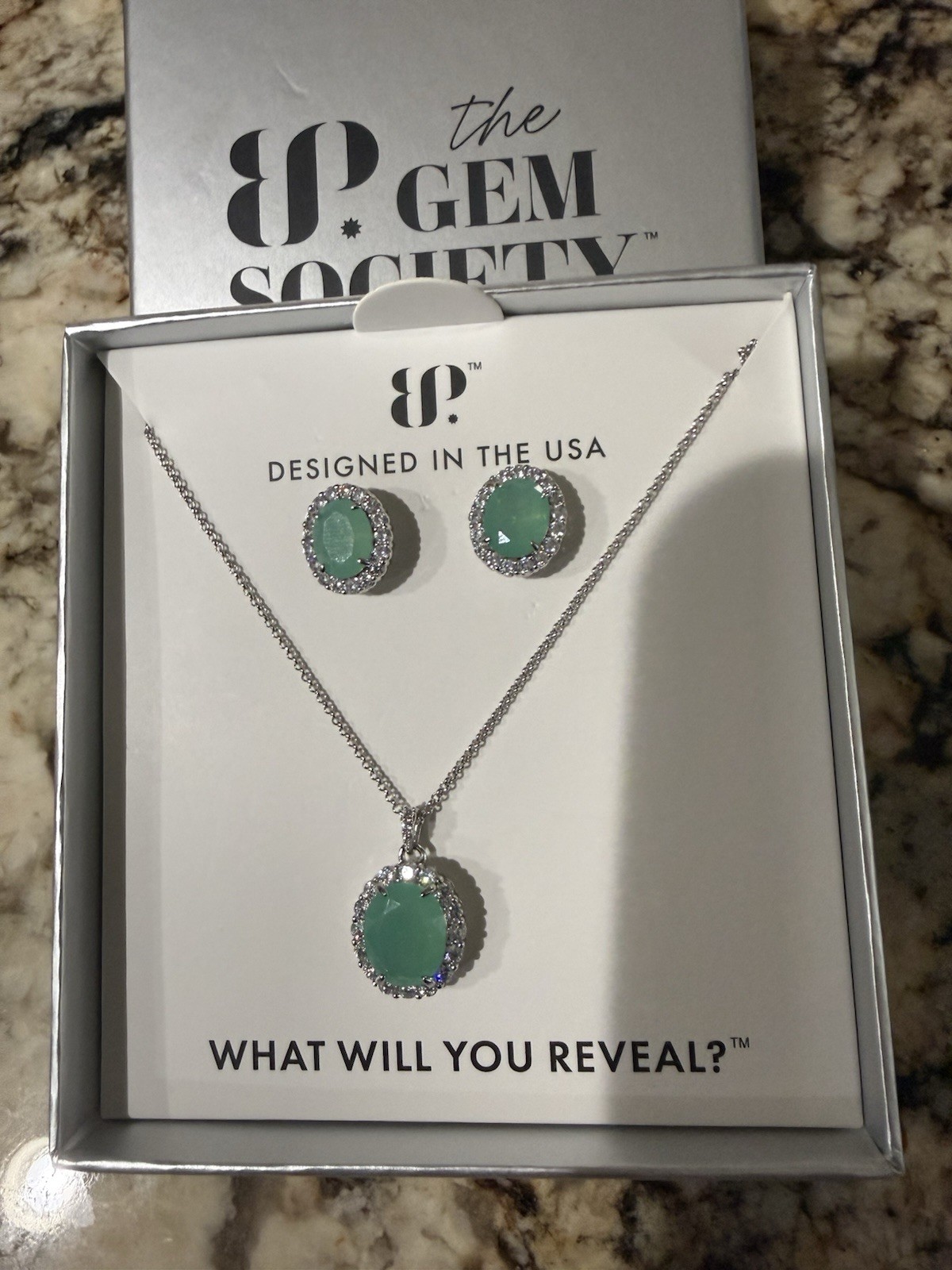 The Gem Society Lab-Created Mint Green Oval Spinel Set Necklace Earrings SE89530
