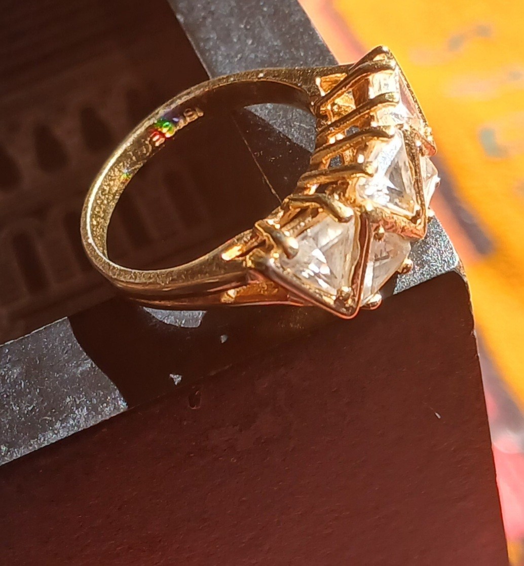 18 Carat Gold-plated Statement Ring 5 Triangular Clear Stones Cz UK size S