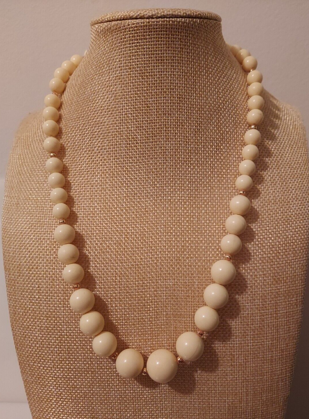 vintage cream bead strand necklace 23″ long beige off-white