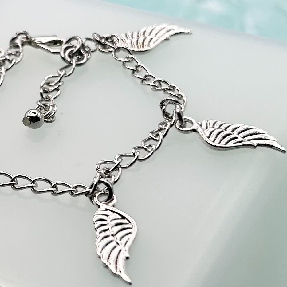 Mini Angel Wing Pendant Charm Bracelet (Silver ) New Handmade