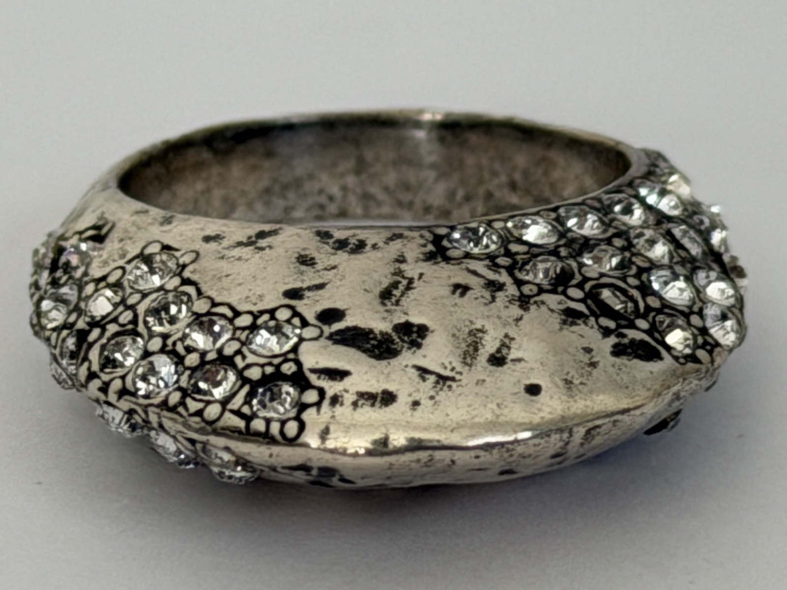 NWT Saint Laurent YSL Crystal Molten Bumpy Silver Brass 3D Dome Band Ring 6 $895