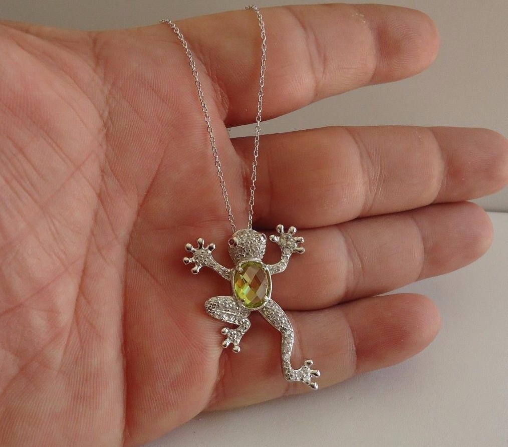 925 STERLING SILVER FROG PENDANT NECKLACE W/ 7 CT PERIDOT & ACCENTS/18”CHAIN