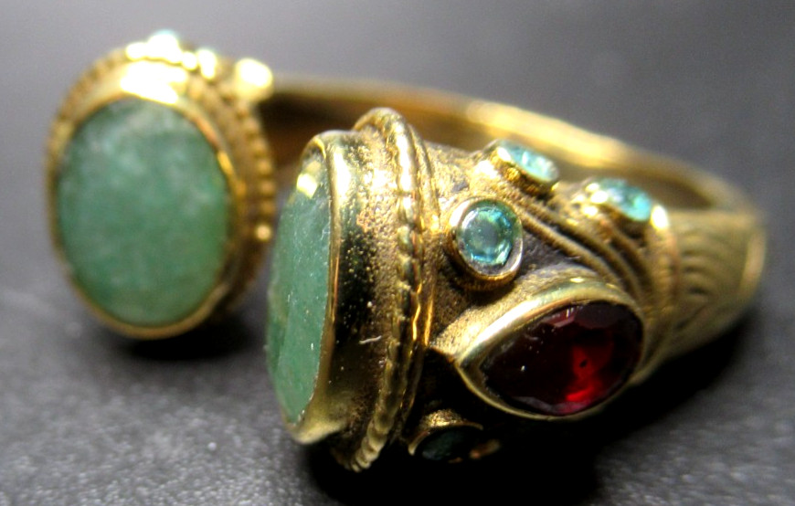 Gorgeous Genuine Jade Garnet Stone Cuff Ring