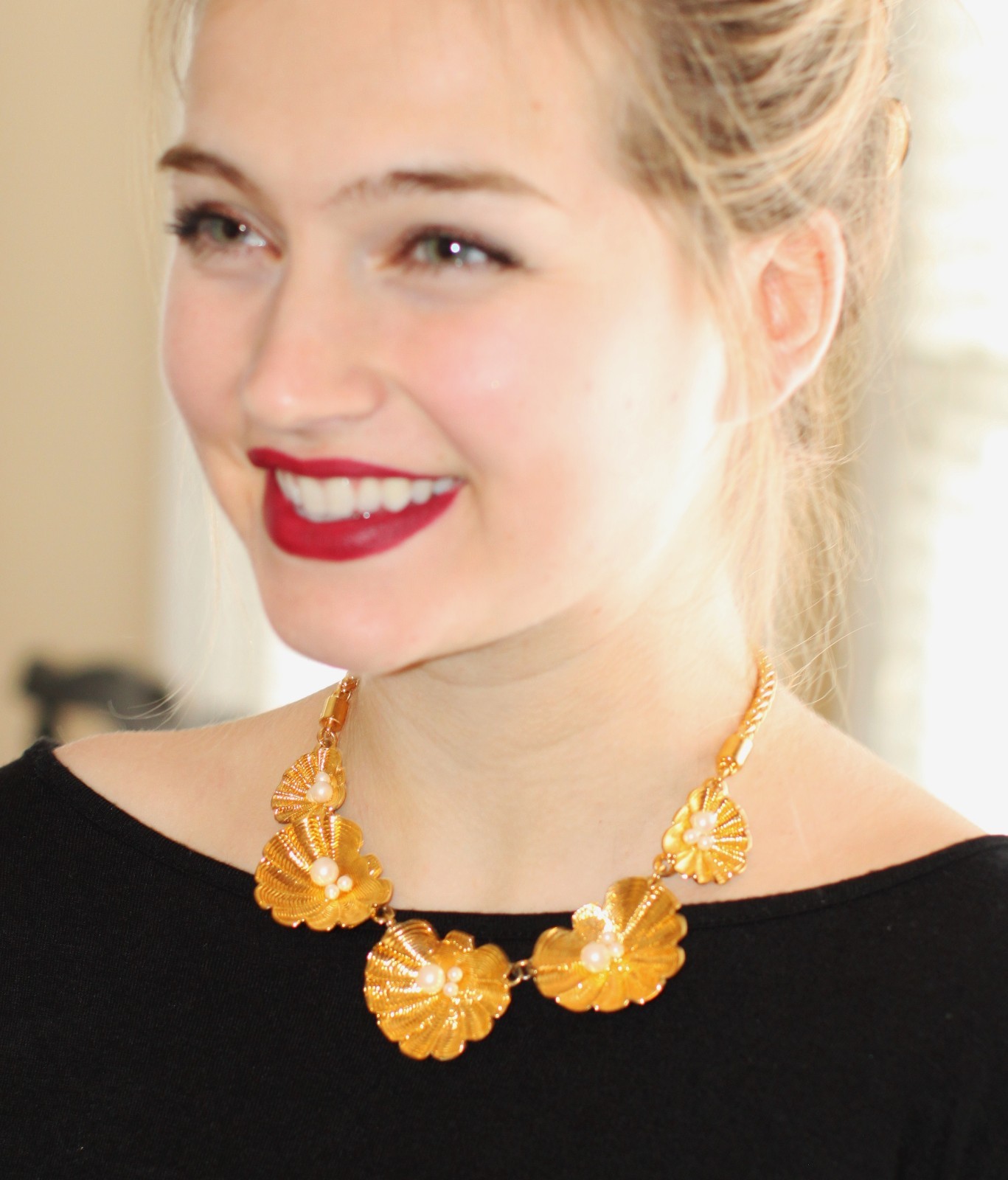 Kate Spade Monterey Bay Short Clamshell Gold Pearl Necklace clam seashell shell