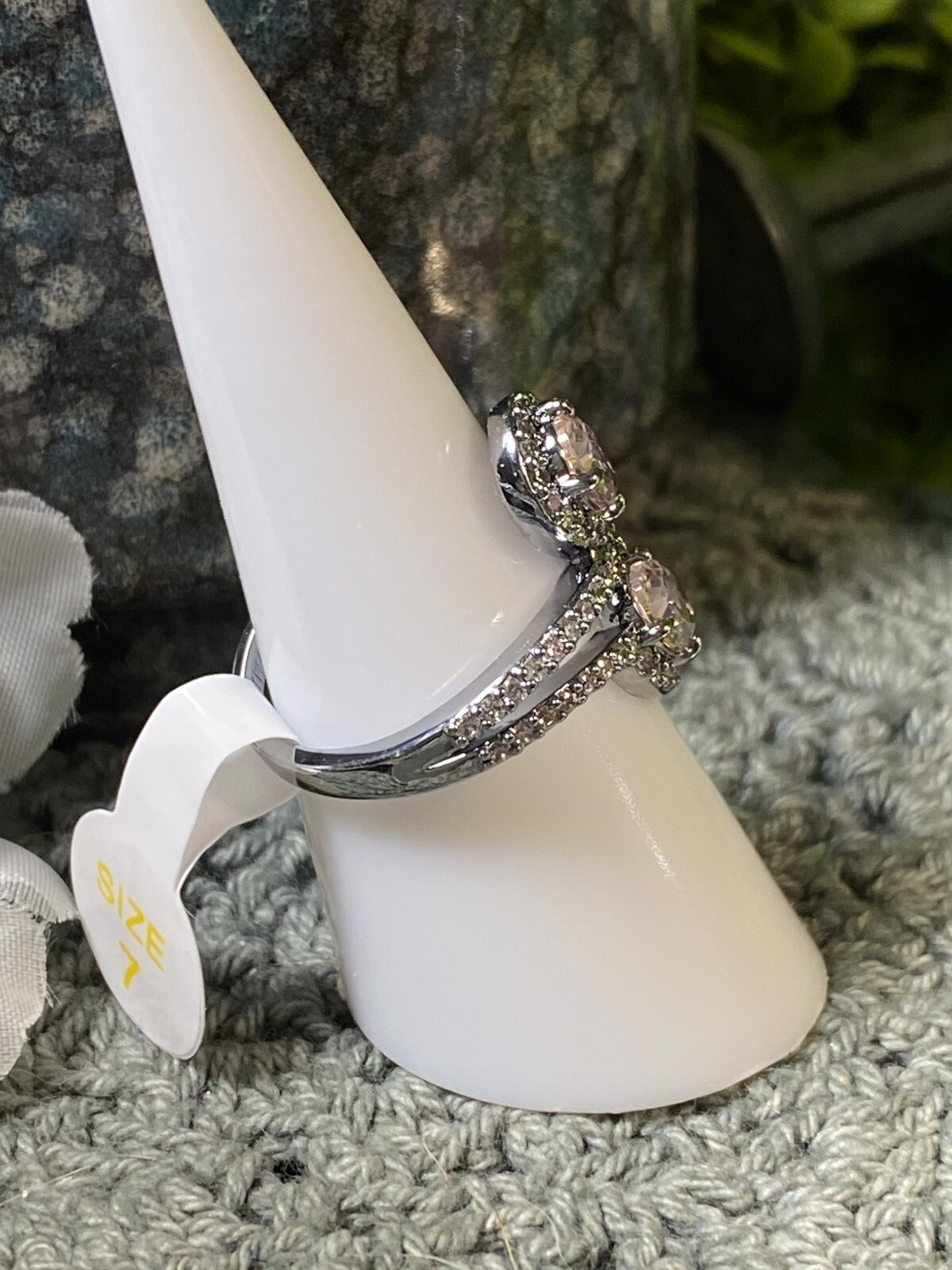 Bomb Party Ring 💍 Size 7 RBP8620 Say Yes To The Sparkle 🌸 Original Collection