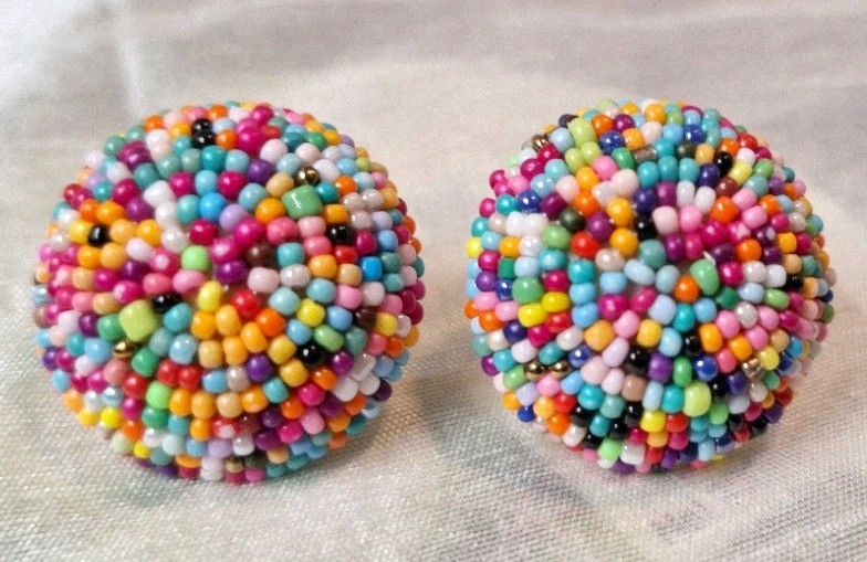 VTG Multicolor Seed Beaded Domed Large Button Statement Stud Earrings Boho 1″