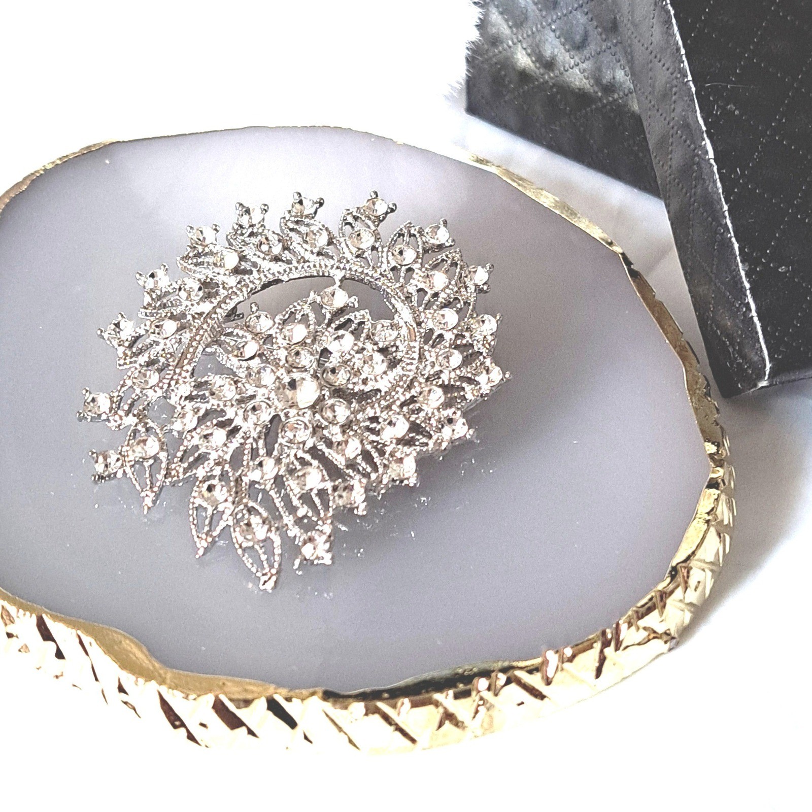 New Boutique Silver Crystal Sunburst Starburst Brooch Pin 2″ Sparkly Statement