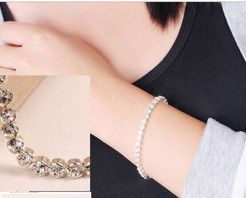 Round Cut Simulated Diamond Women’s Gorgeous Bracelet In 14K White Gold Plated