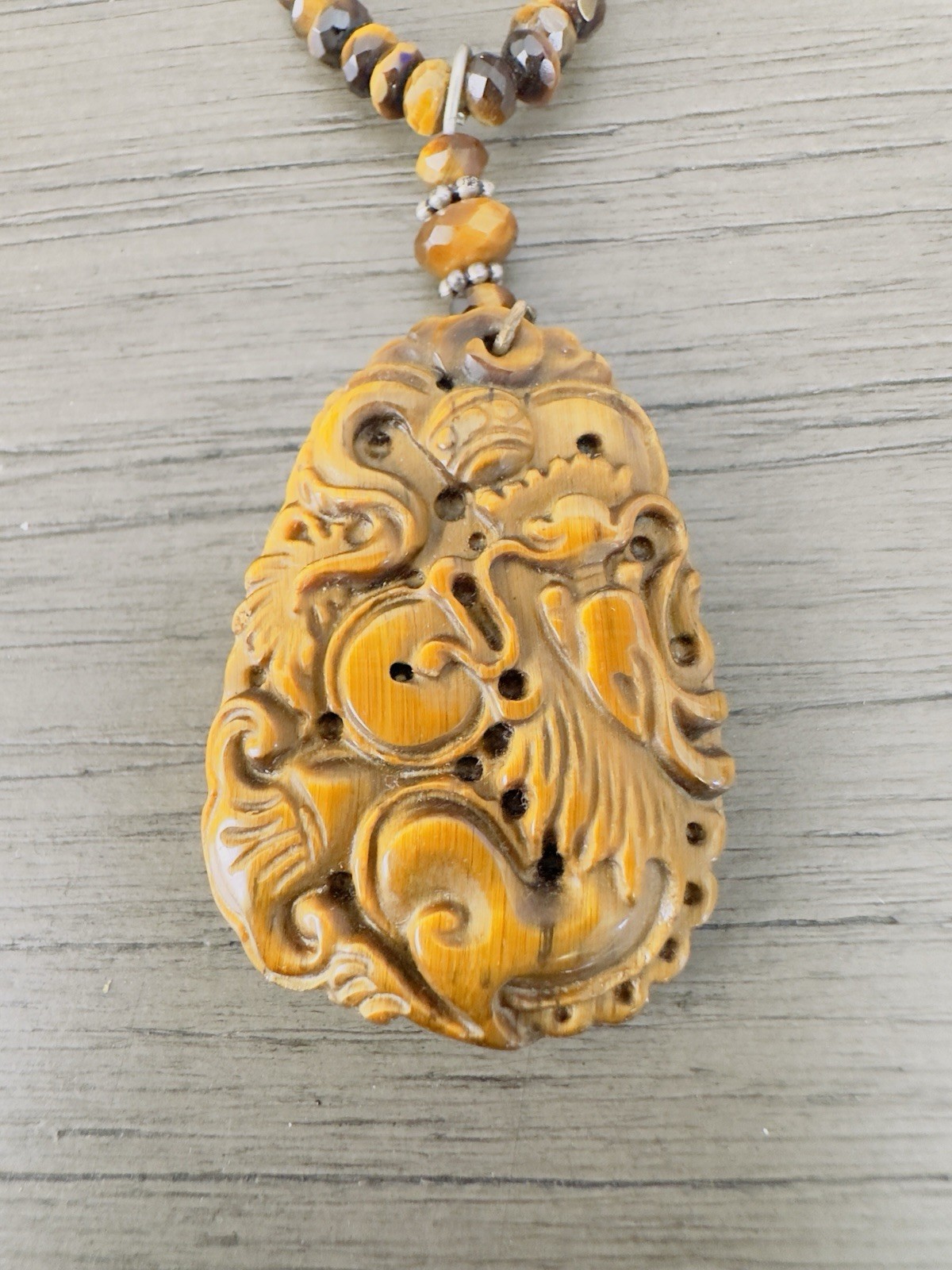 Tiger’s Eye Beaded Necklace Hand Carved Dragon Pendant Gold Brown NWOT