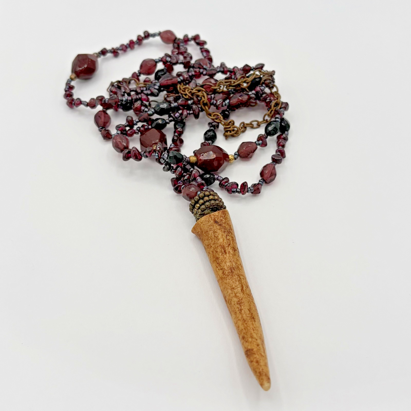 Boho Dark Red Beaded Antler Horn Tooth Pendant Statement Necklace Brass Tone