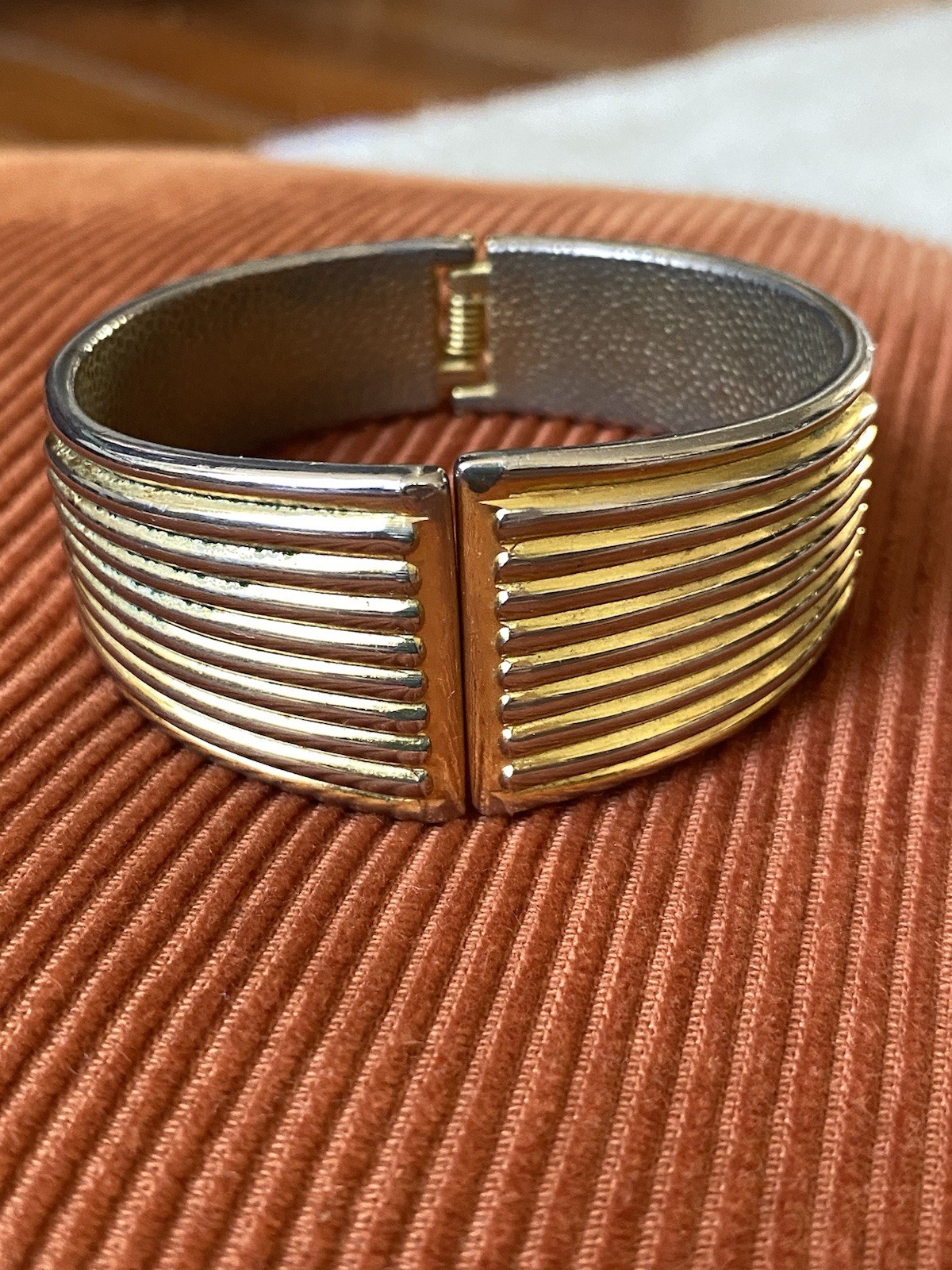 Vintage Hinged Clamper Cuff Bracelet