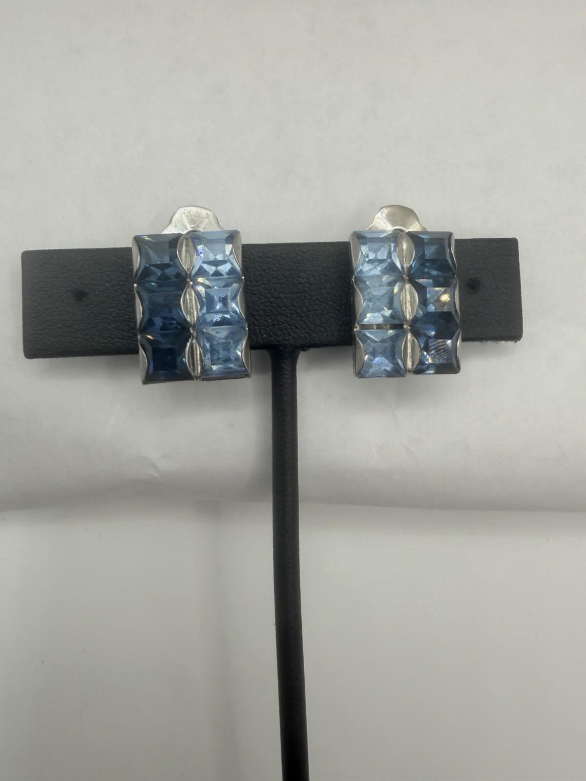 MCM Silver Tone Light & Medium Blue Square Rhinestones Clip On Earrings Estate