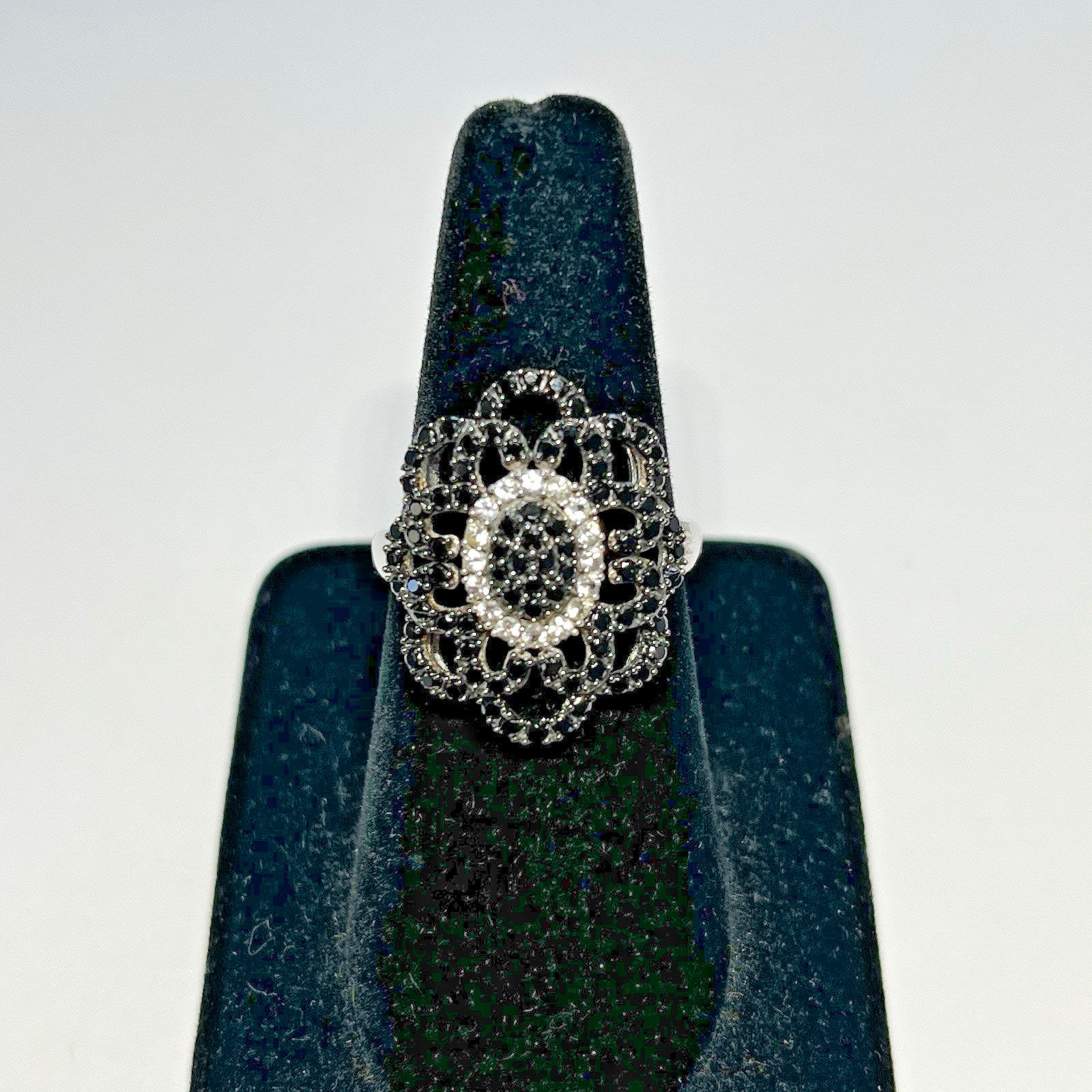 Black White 925 Sterling Silver Crystal Floral Openwork Ring Size 10