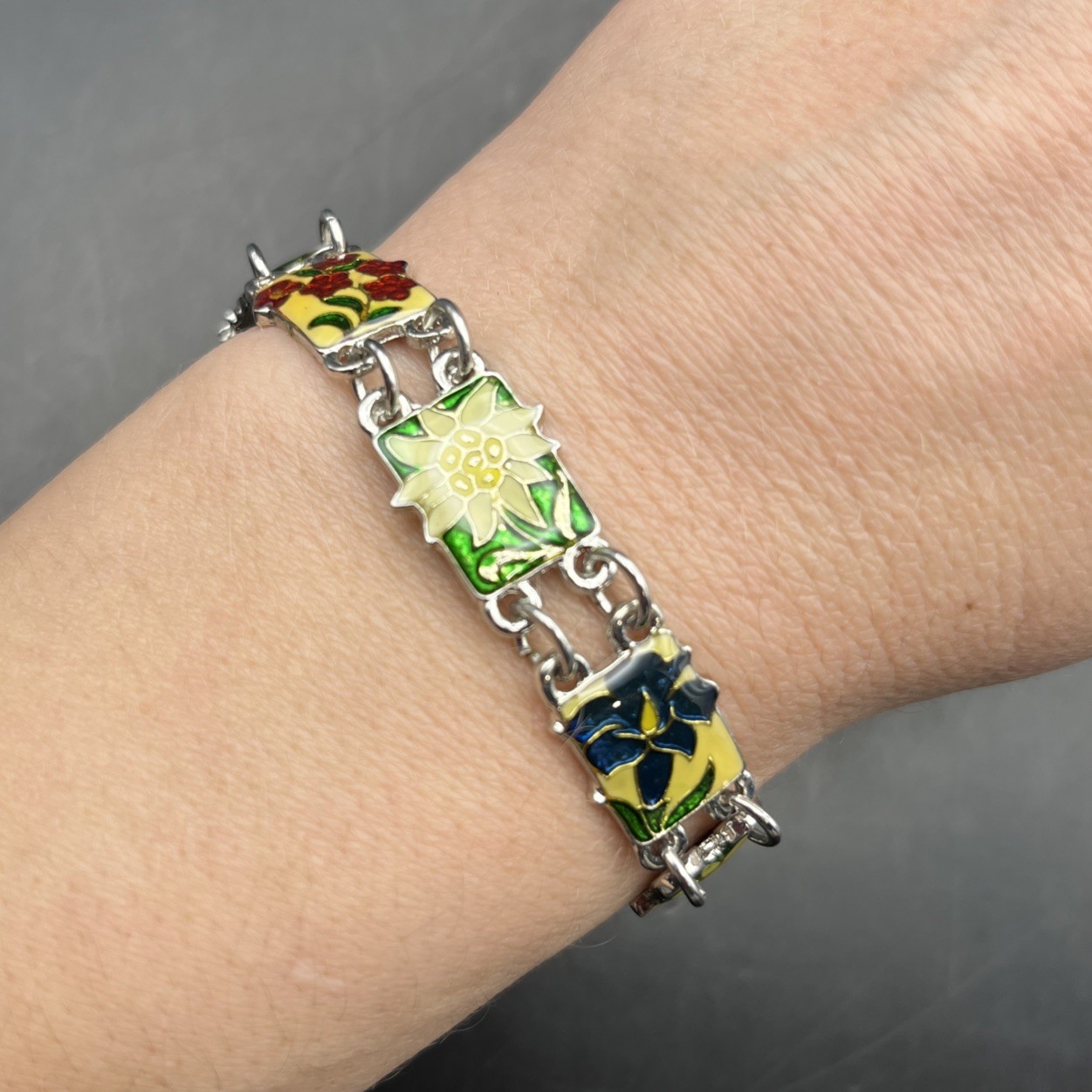 Multicolor Enamel Flower Panel Bracelet Floral Silver Tone Fits 6.5 7 7.5 8 8.5