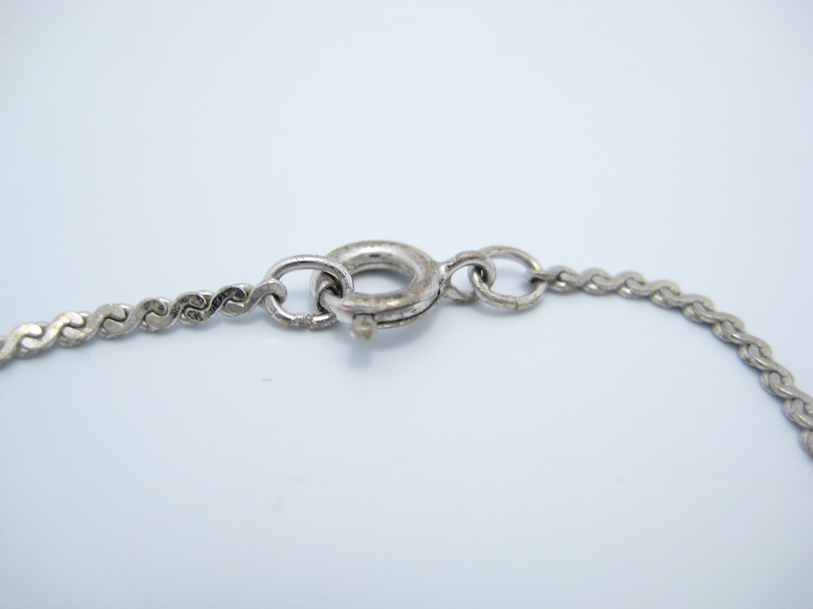 Sterling Silver Flat Serpentine Chain Link 0.5mm Bracelet 7″