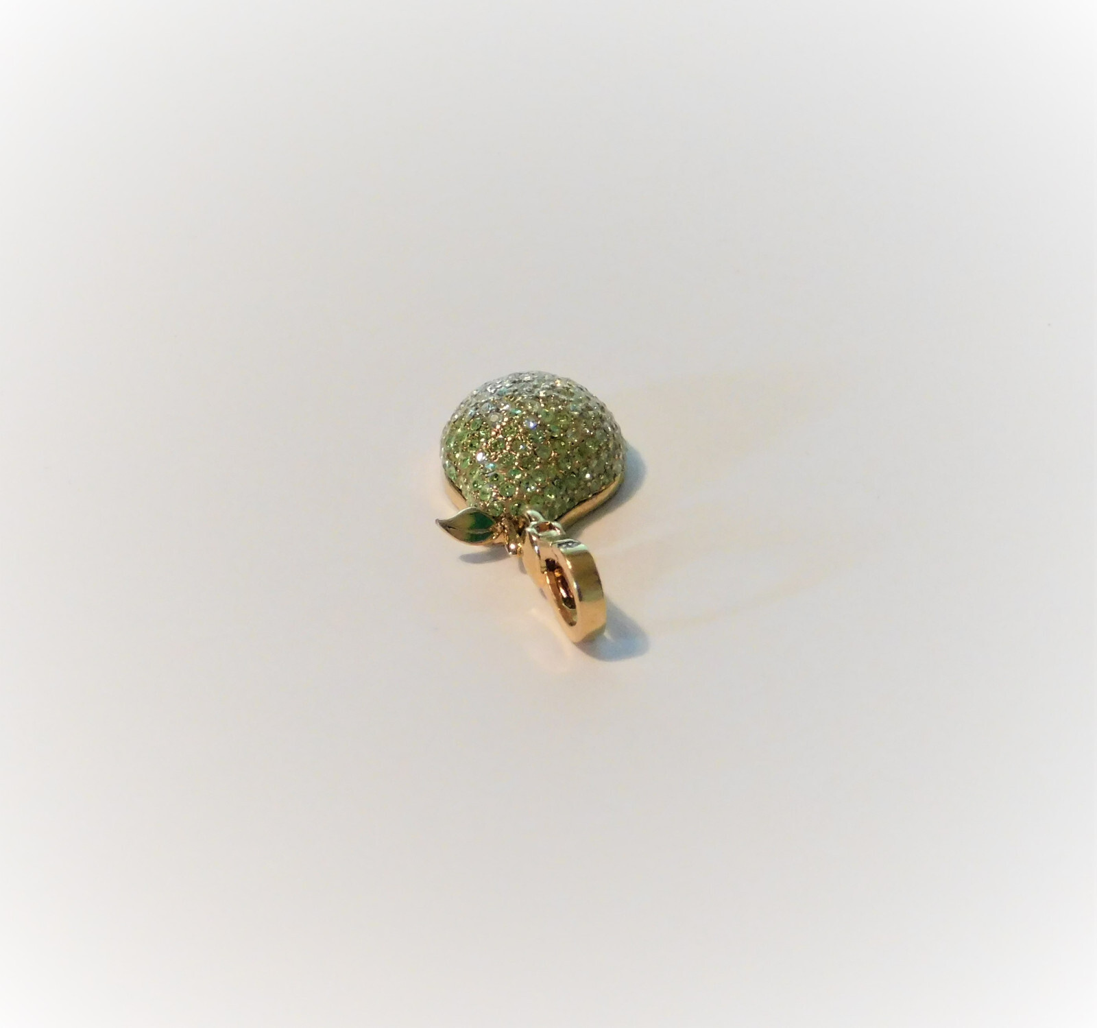 Juicy Couture 2007 Pave Pear Charm YJRU1510