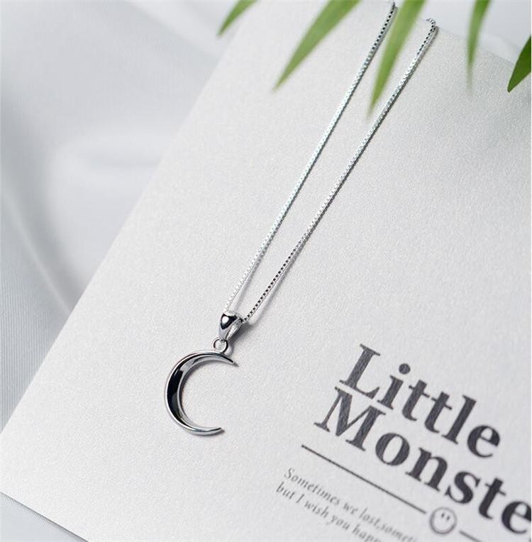 925 Sterling Silver Crescent Moon Pendant Necklace Dainty Clavicle Chain Gift