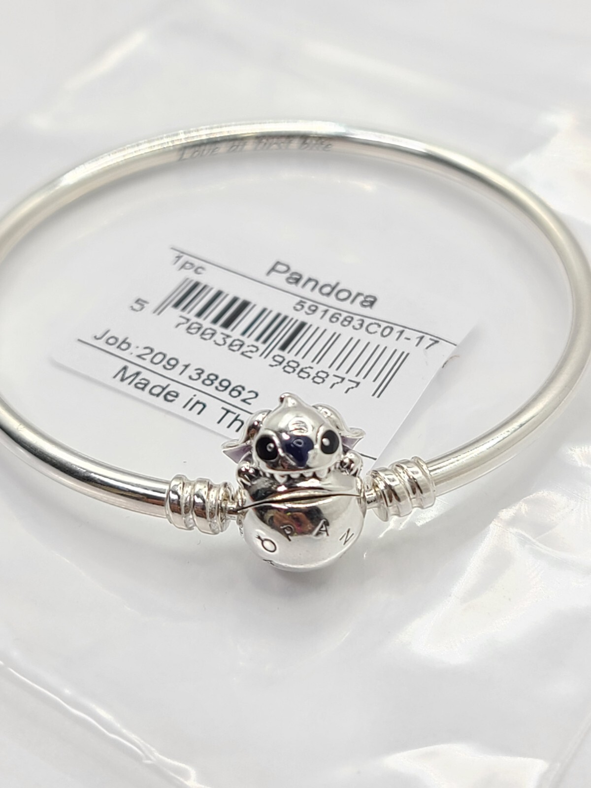 PANDORA 591683C01 925 Silver Disney Stitch Biting Clasp Bangle Bracelet 6.7-inch