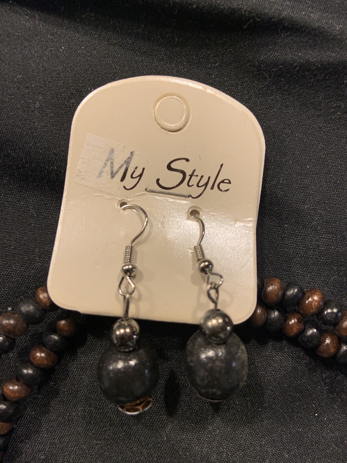 NWT Fashion Animal Print Elastic Wood Beaded Necklace Choice Of Brown Or Black