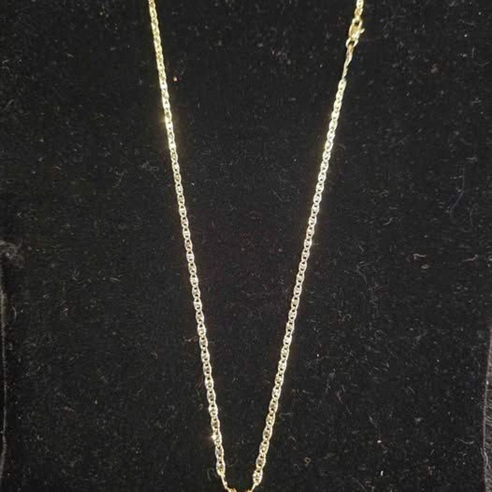 1CTW Moissanite Solitaire on 20″ gold over necklace