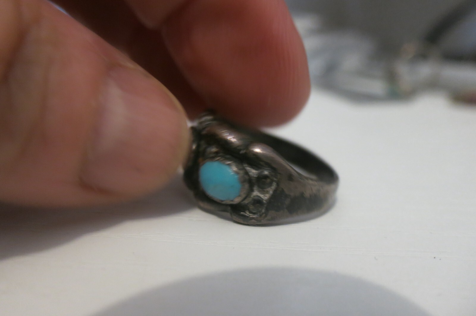 Vintage Sterling VERY OLD DESIGNERS 3 JADE Stone center RING Size 8.5