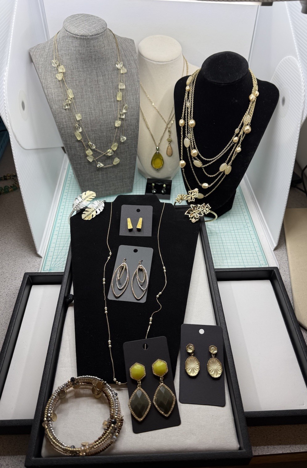 SOFT GOLDEN HUES Lot Of Mostly Avon Bracelets Necklaces Earrings Sets!