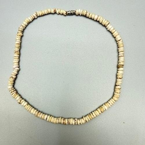 Vintage Tiger Puka Shell Choker Necklace 16″ 1970’s Hawaiian 24g