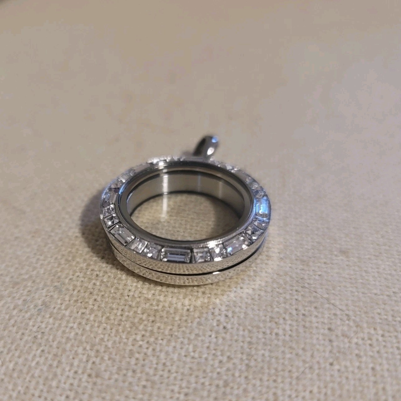 Origami Owl Locket (Silver) LK9174