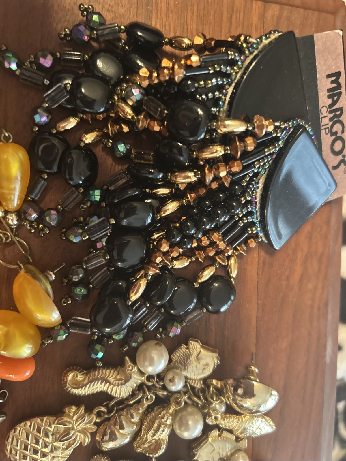 Vtg Assorted Plastic/Metal 7 PRs Earrings Fun 3-26