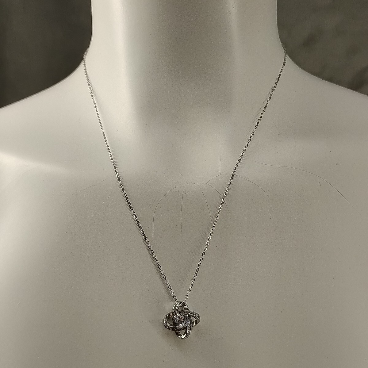 GF Anniversary Gift Promise Pendant Necklace Love Knot Stainless Steel 19.5″