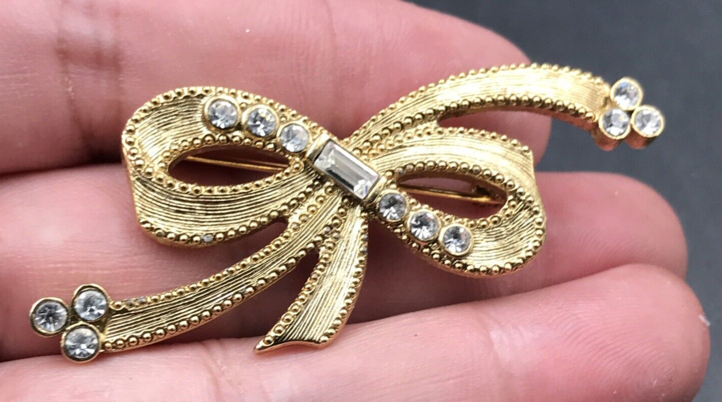 Vintage Gold Tone Textured Tied Bow w/ Rhinestones 1 7/8″ x 1″